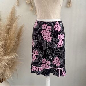 Vintage Y2K floral skirt romantic ribbon detail flouncy midi skirt early 2000 S